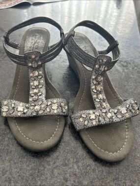 New York Transit Sparkle T-Strap Sandals